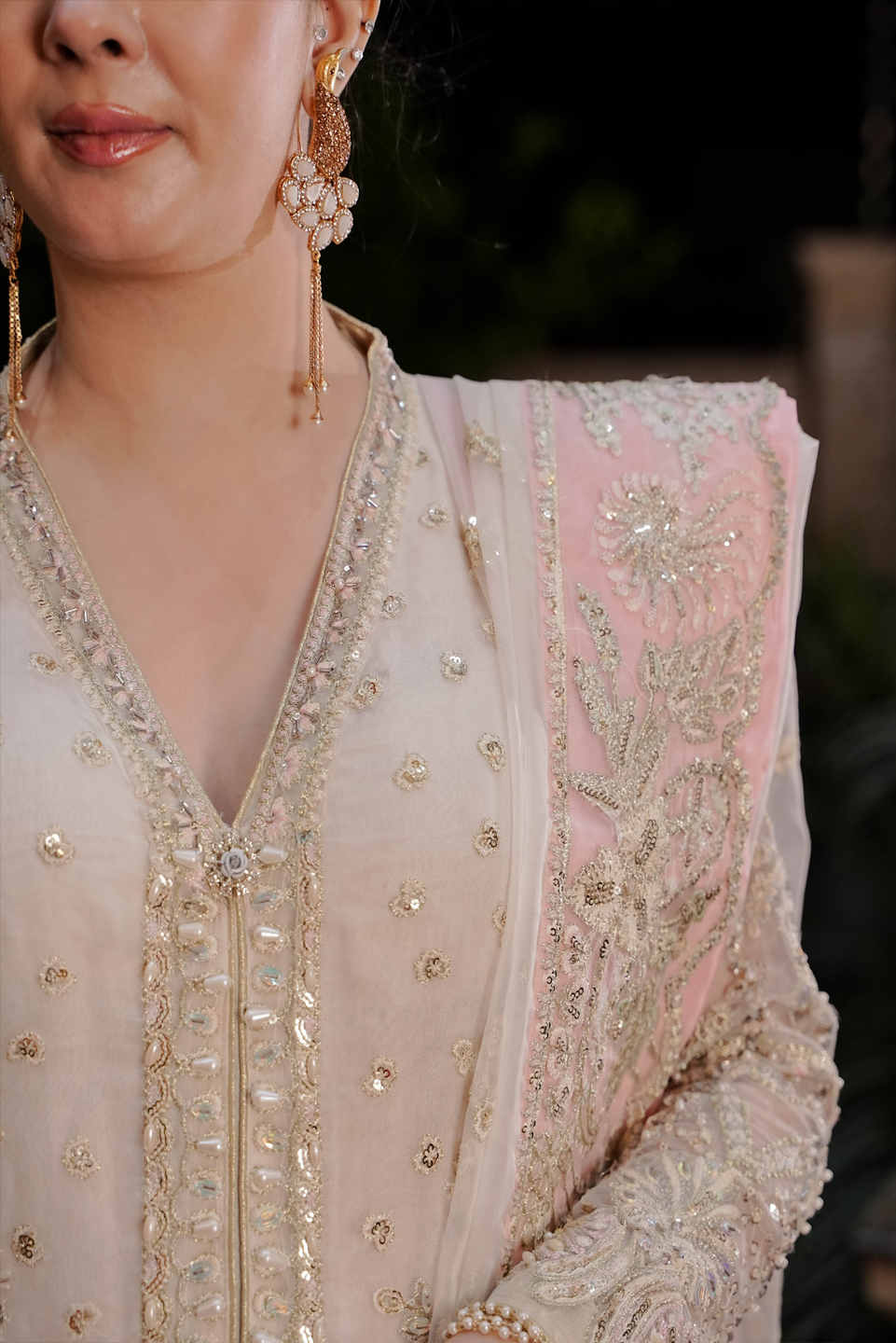 Zarmina__زر مینا